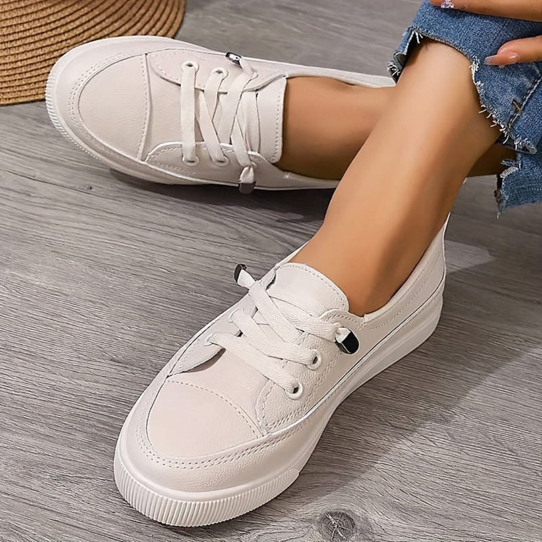 Christa | Dame Minimalistiske Snørebånd Sneakers