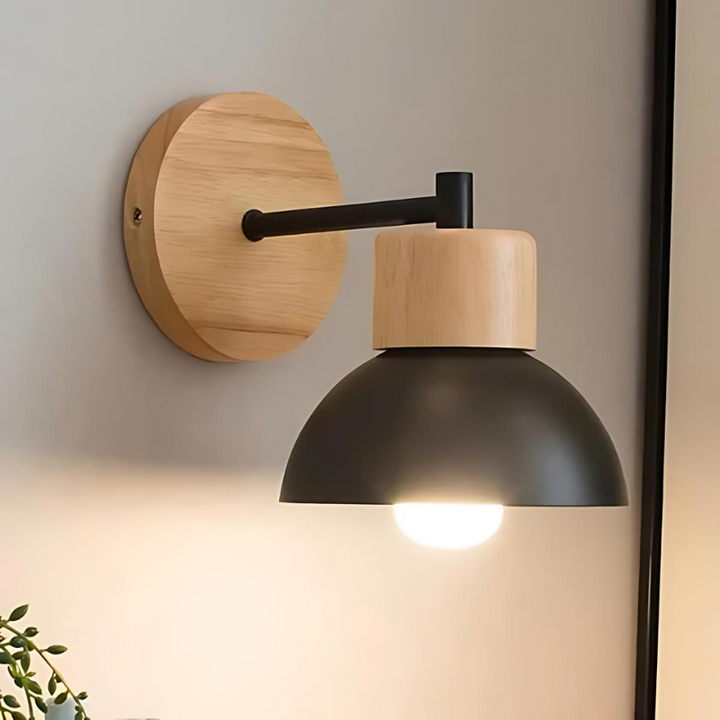 Elegant Trævæg Lampe med Energibesparende LED-lys