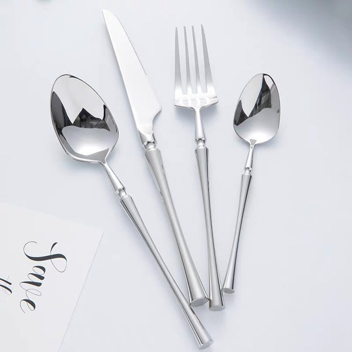 Elegant Bestik Sæt i Rustfrit Stål med Komfortable Håndtag