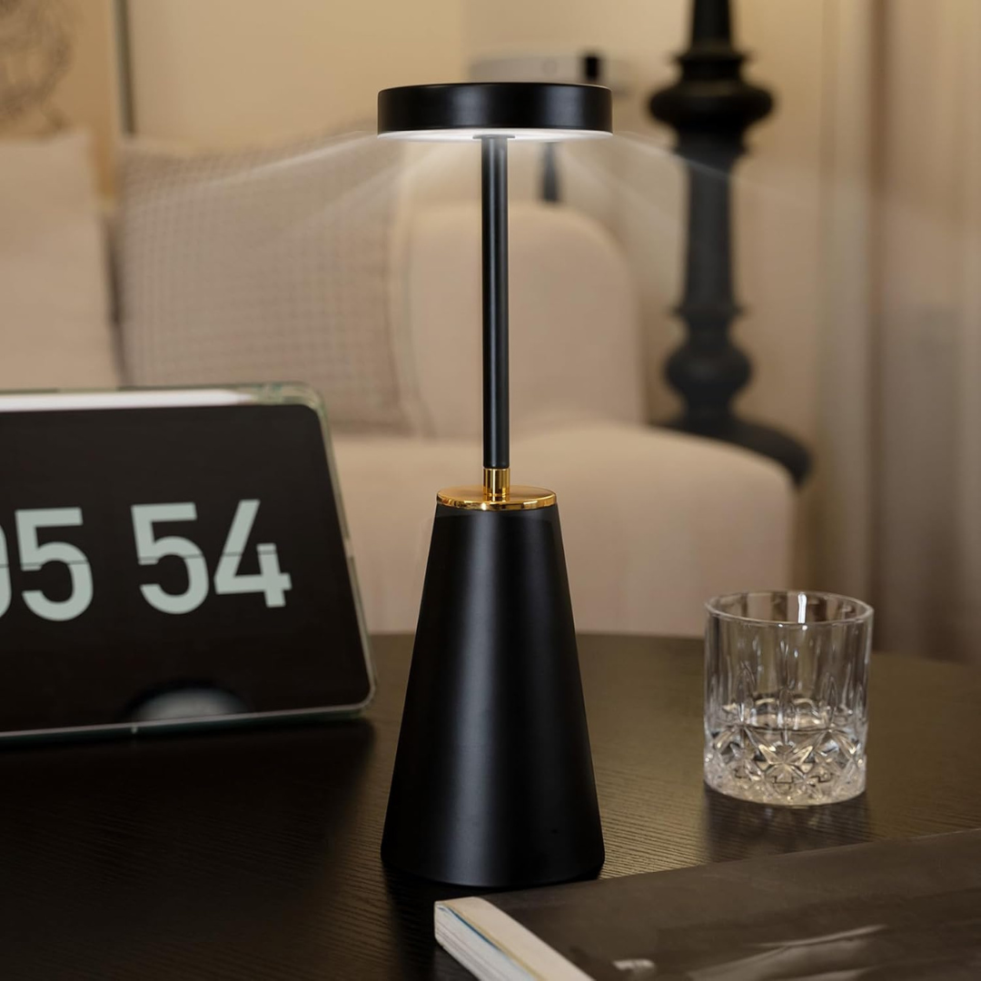 Genopladelig Trådløs Metal Bordlampe med Justerbar Lysstyrke