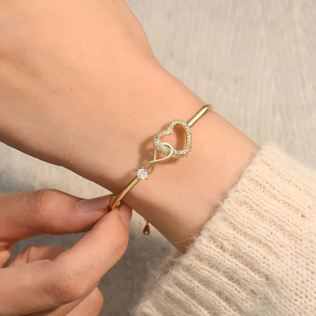 Guld & Hvidguld Hjerte Armbånd – Elegant Minimalisme