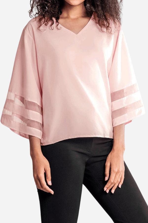 Celeste | Kvinders V-Hals Bluse med Bell-Ærmer og Mesh Panel Detaljer