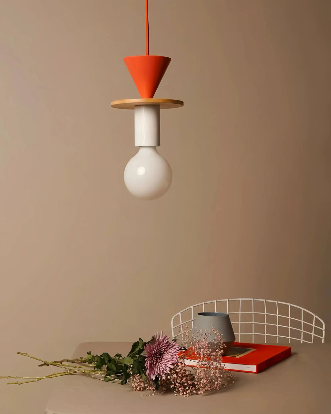 Geometrisk Kandelaber i Metal og Glas med Blødt Lys