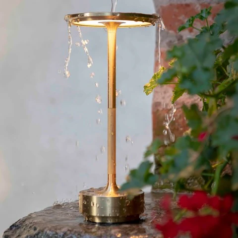Bærbar Metal Bordlampe med Justerbar Lysstyrke og Berøringssensor