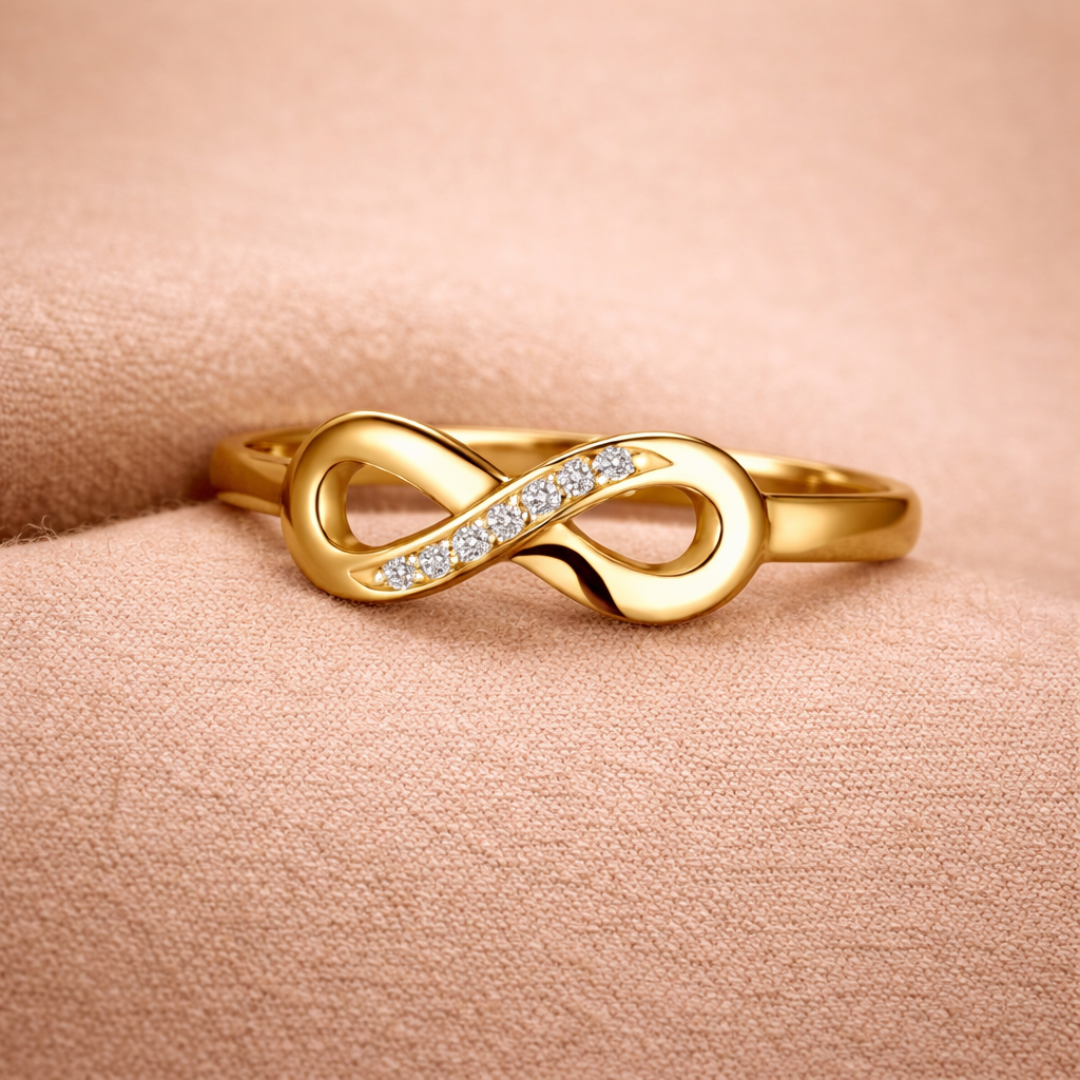 Klassisk Sølv Ring med Funlende Zirkonia