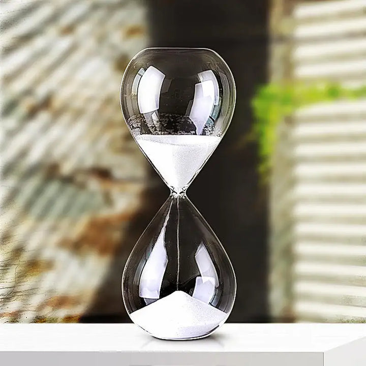 Klar Glashourglas med Træstand - 5 Minutters Timer