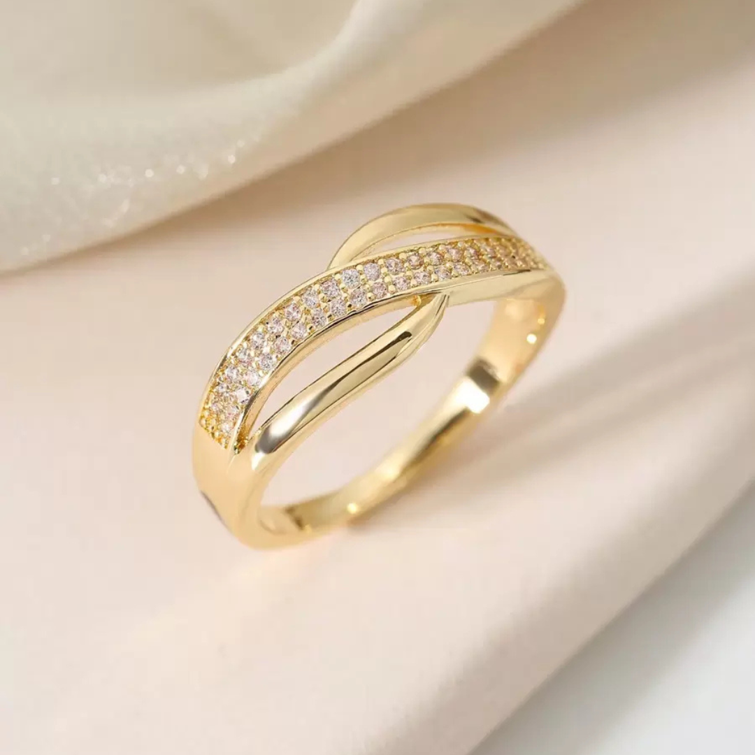 Klassisk zirkonia & guld ring