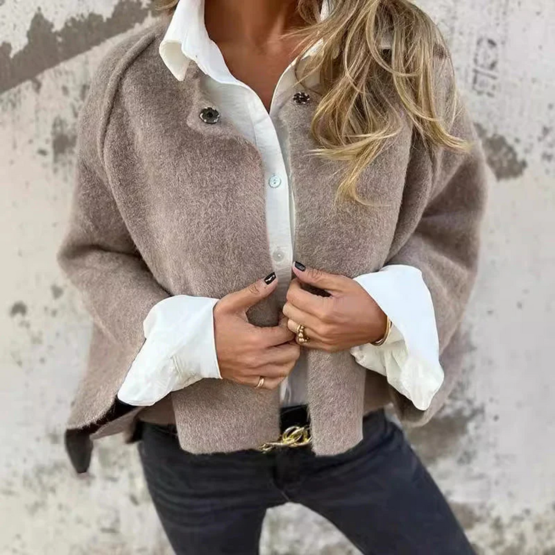 Veloura™ | Elegant Frakke med Tidless Charme