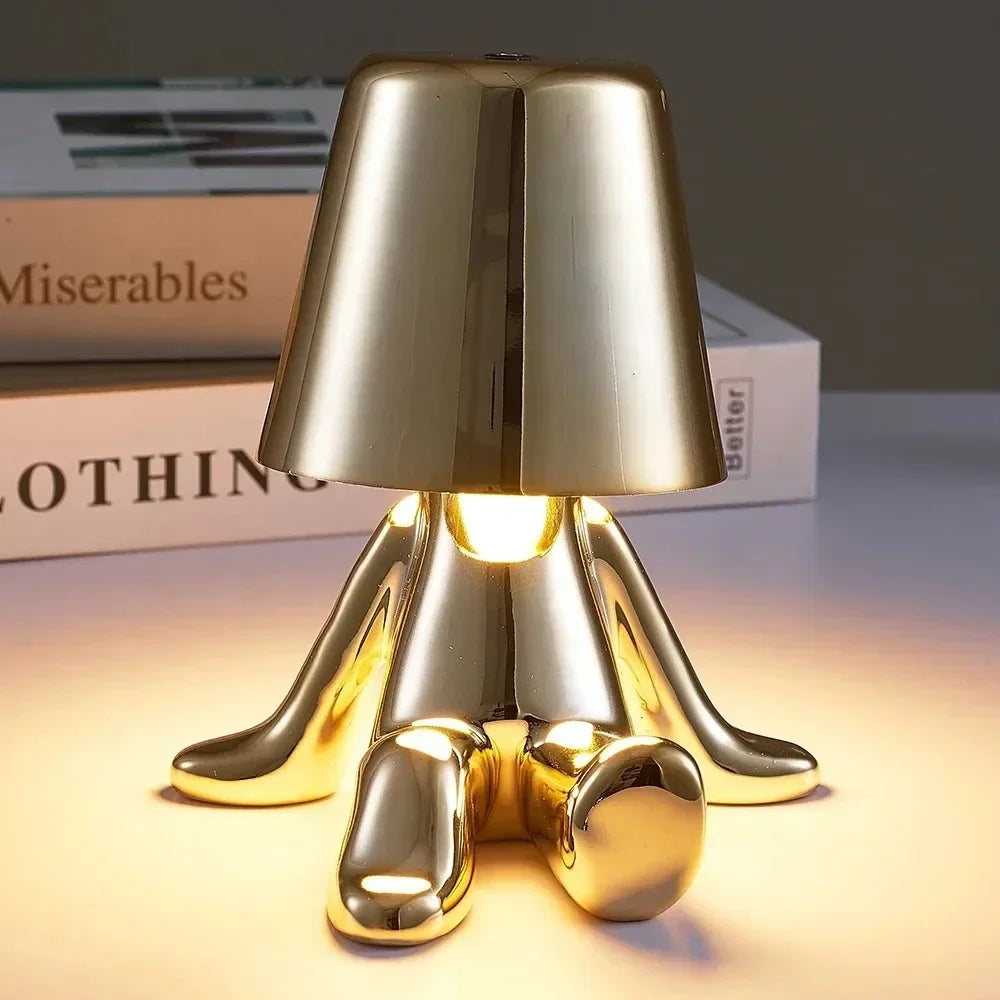 Guldfarvet Bordlampe med Industrielt Design