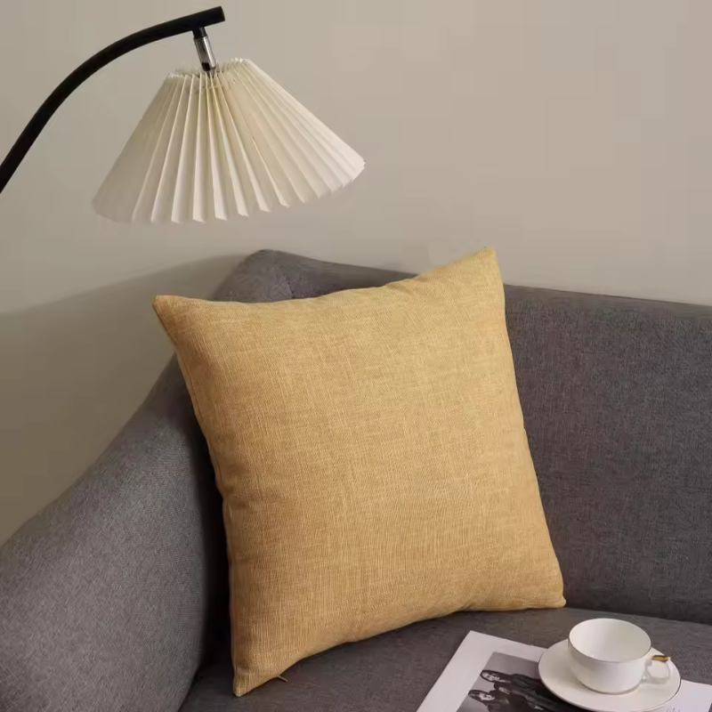 Stilfulde Pudevar i Bomuld og Linned til Sofa og Stol