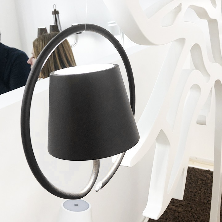 Justerbar Pendellampe i Moderne Design med Metalfinish