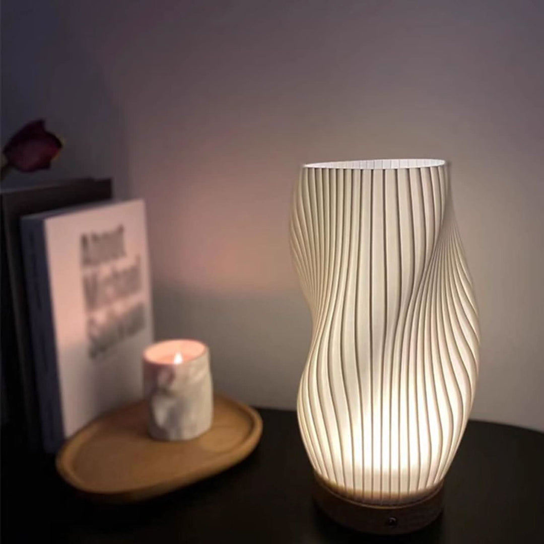 Dæmpbar USB Bordlampe med Bølgeformet Skærm