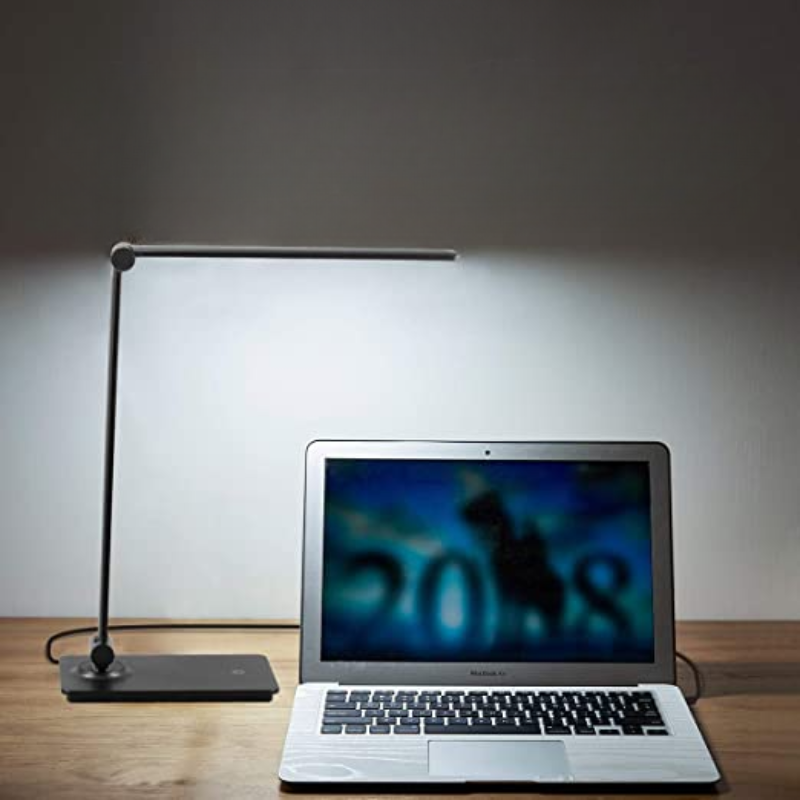 Dæmpbar LED Skrivebordslampe med Justerbar Arm og Touch Control