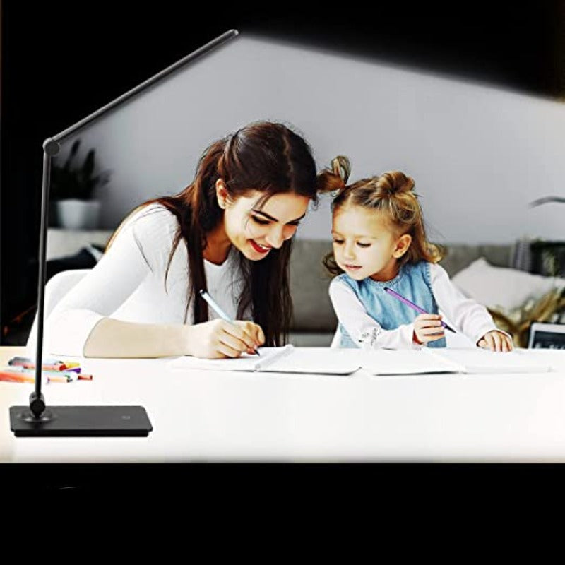 Dæmpbar LED Skrivebordslampe med Justerbar Arm og Touch Control