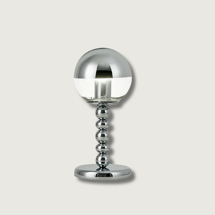 Minimalistisk Chrome Bordlampe med Transparent Glas Skærm