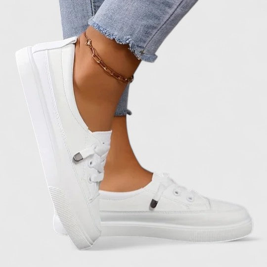 Julia | Damernes Forårs Klassiske Snørresneakers