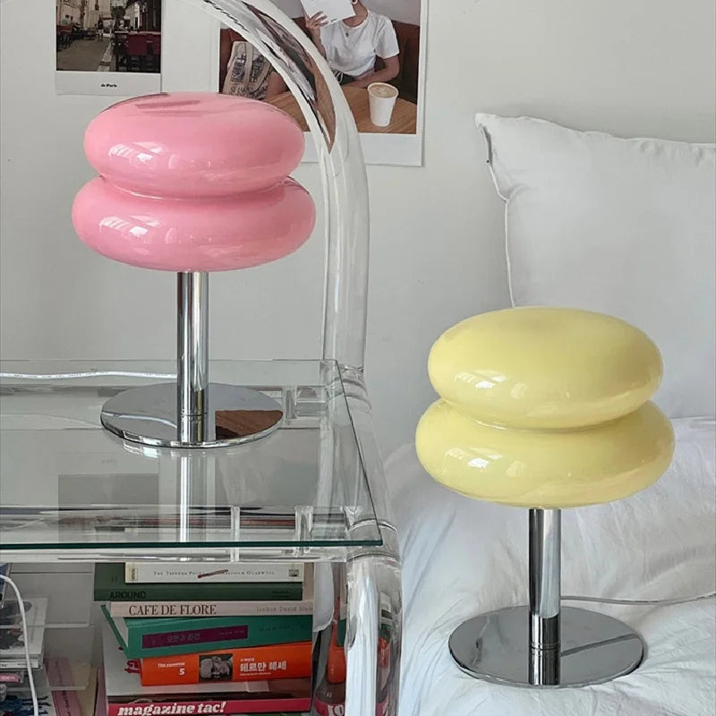Italiensk Bauhaus Bordlampe med Justerbart Dæmpbart LED Lys