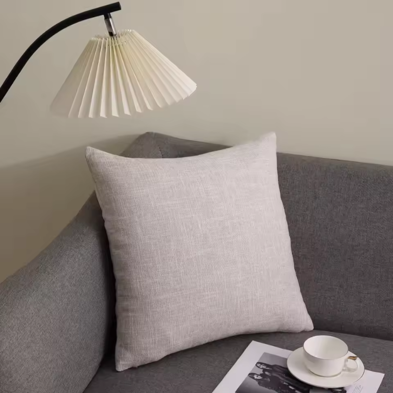Stilfulde Pudevar i Bomuld og Linned til Sofa og Stol