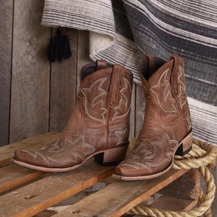 Emma | Dame Stilfulde Cowboystøvler med Western-Broderi