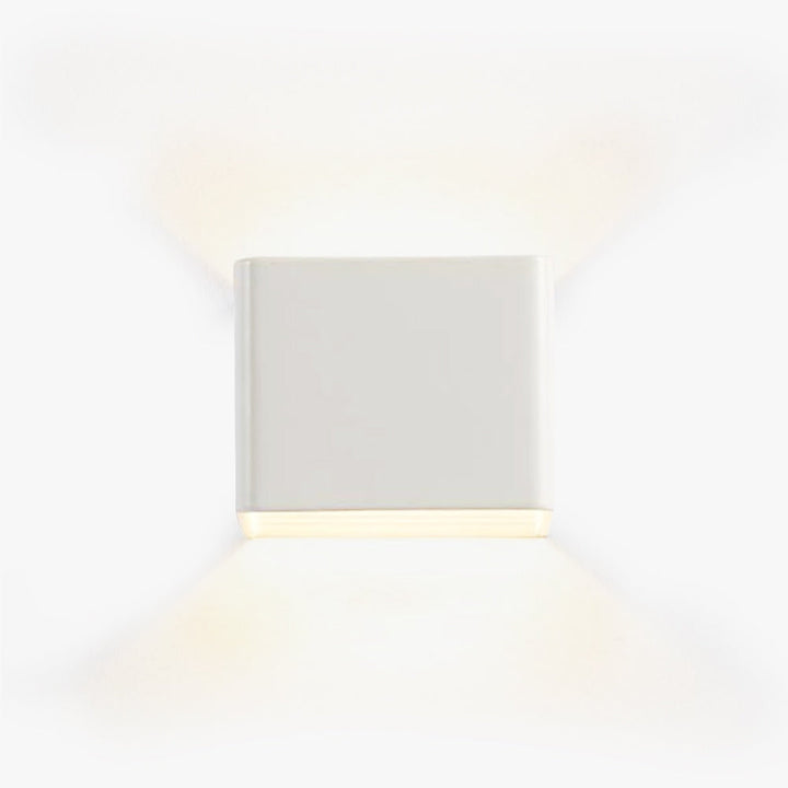 Moderne Firkantet Væglampe i Minimalistisk Design