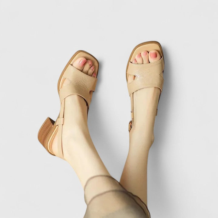 Christa | Dame Lette Sandaler med Åben Tå og Remme