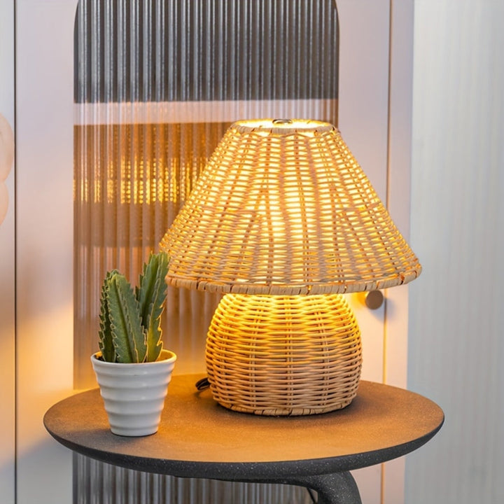 Håndlavet Rattan Bordlampe med Varm Belysning