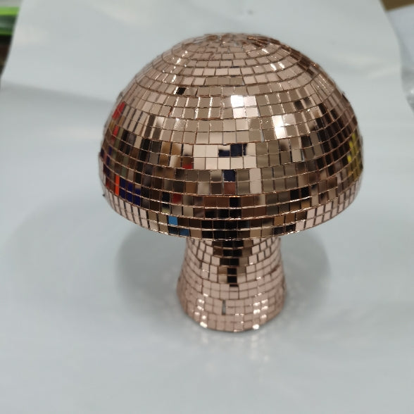 Sølvfarvet Håndlavet Svampe Disco Dekoration