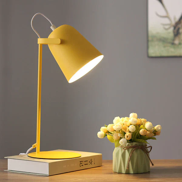 Jernspand Bordlampe i Makaronfarver