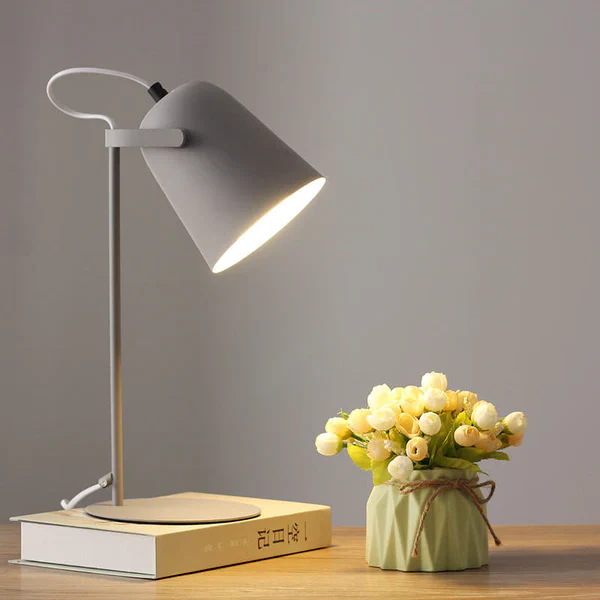 Jernspand Bordlampe i Makaronfarver