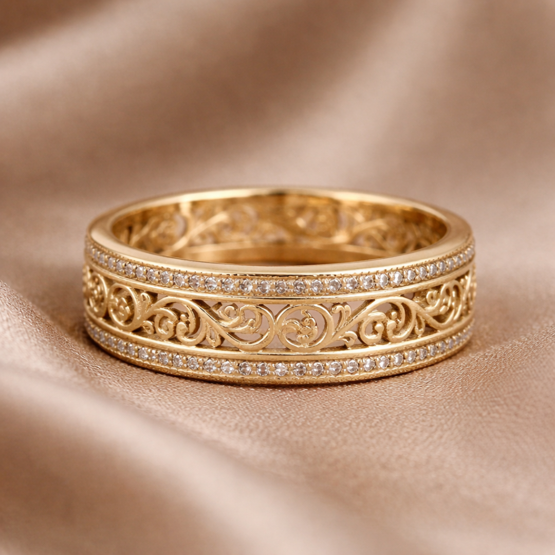 Elegant Filigran Ring i Guld med Zirkonia