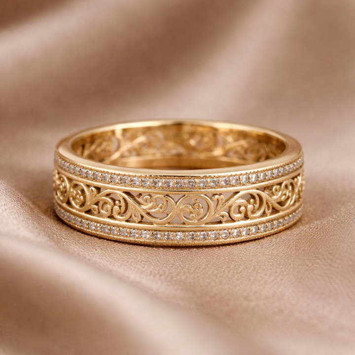 Elegant Filigran Ring i Guld med Zirkonia