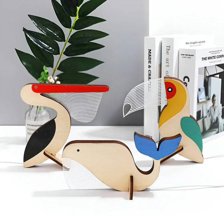 Trædyr Figur Bordlampe med Varm Glød og Legende Design
