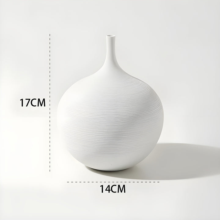 Minimalistisk Håndlavet Keramisk Vase i Sort-hvidt Design