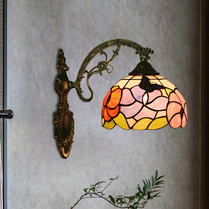 Tiffany Stil Væglampe med Sommerfugledesign i Bronze