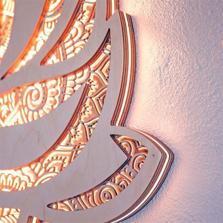 Lotus Mandala LED Væglampe i Hvid og Guld