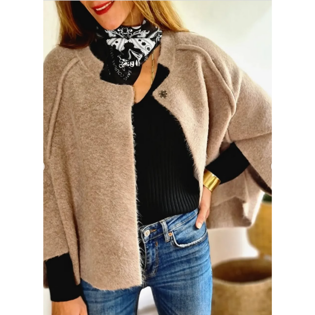 Veloura™ | Elegant Frakke med Tidless Charme