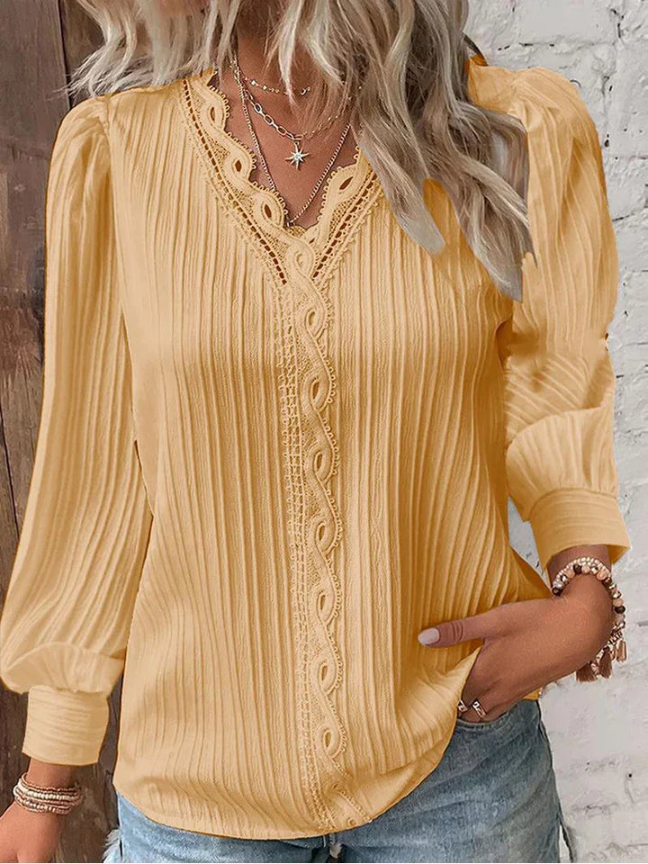 Sam™ | Bluse med Chiffon og Blonde Detaljer