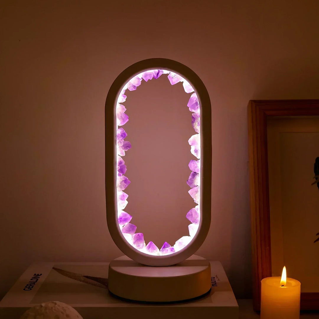 Krystal Bordlampe med Ametyst Glød og Varmt LED Lys