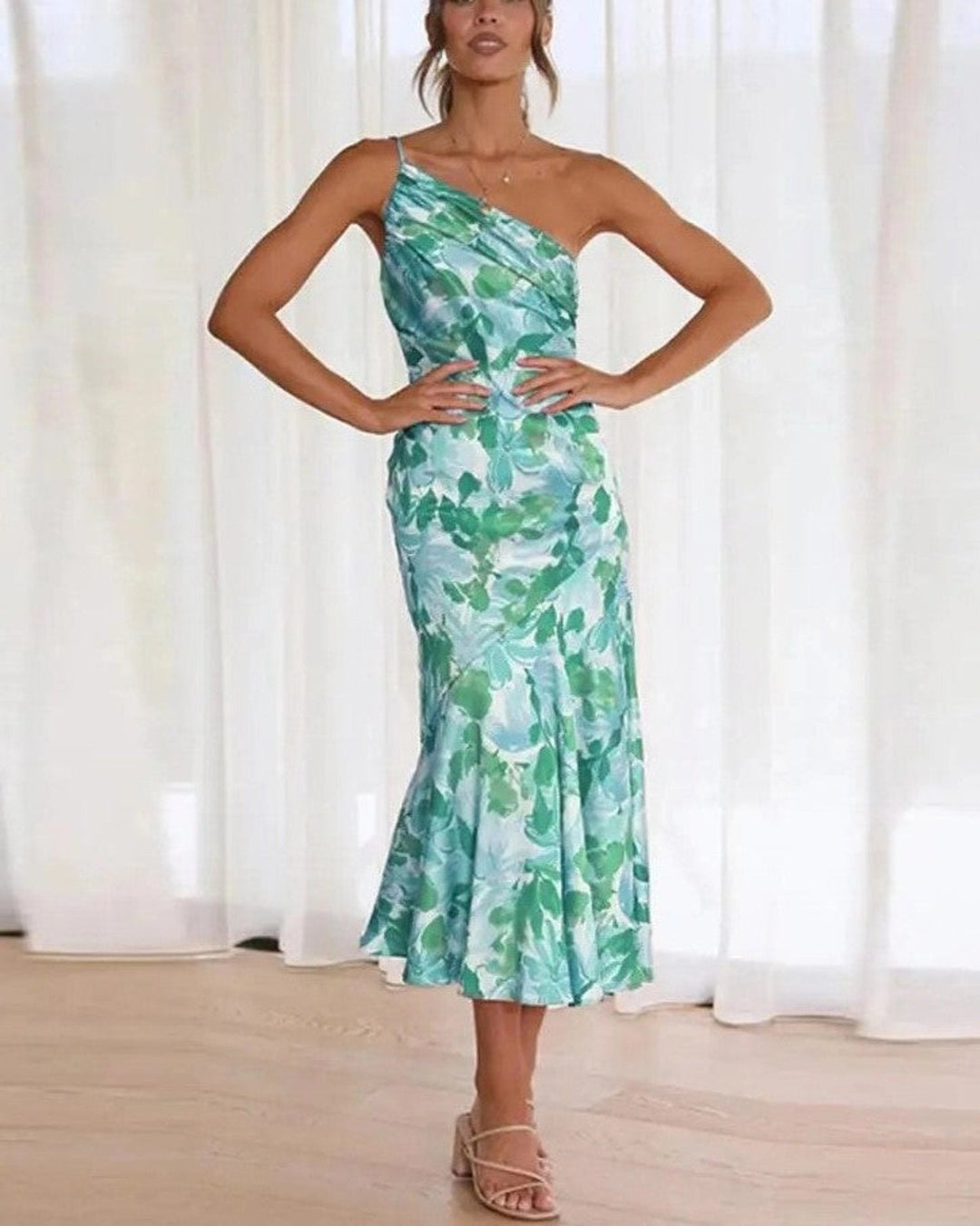 Kathy™ | Kvinders Maxi Kjole med Asymmetrisk Snit og Blomsterprint