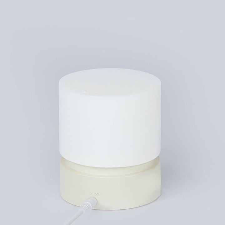 Genopladelig Skandinavisk LED Bordlampe i Flere Farver