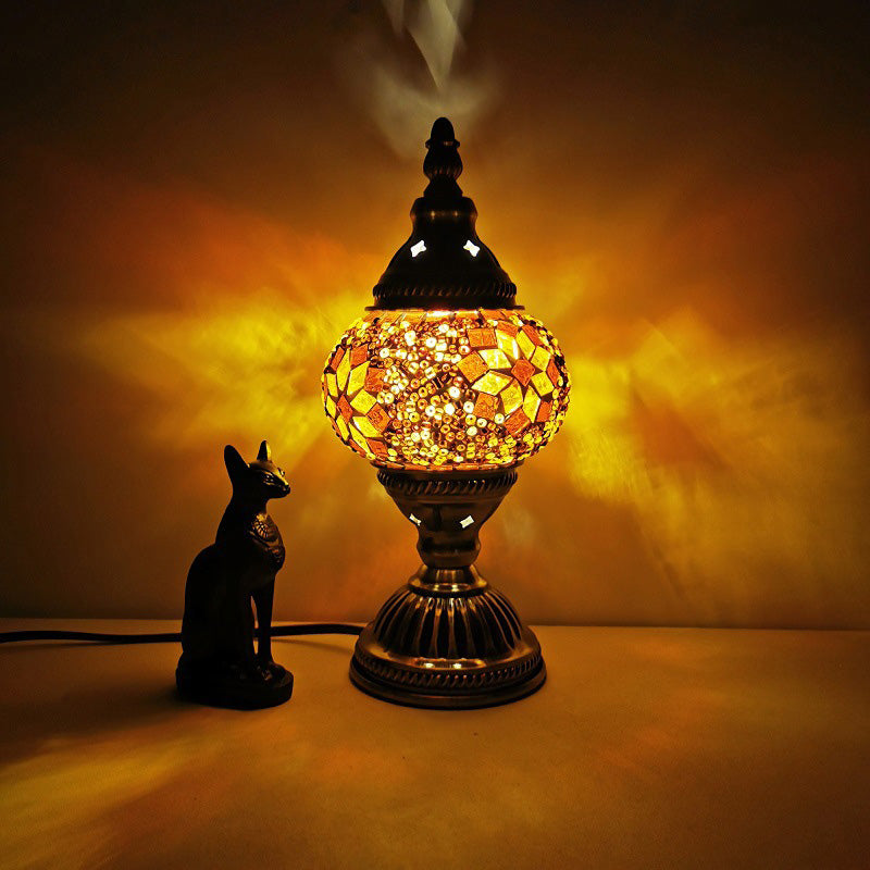 Tiffany Style Oval Bordlampe i Jern med Glas Skærm
