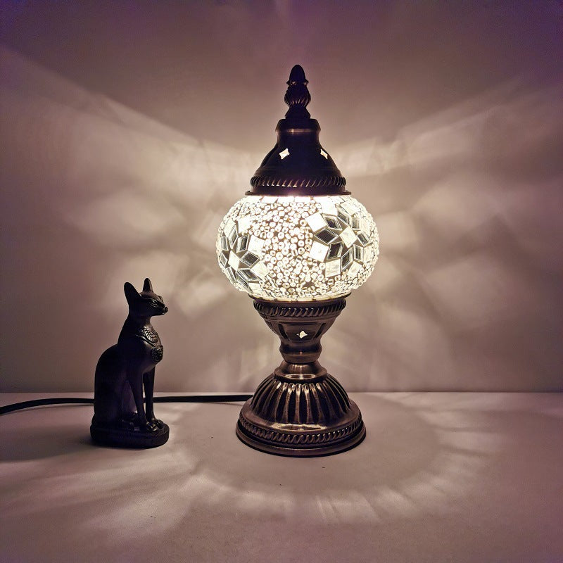 Tiffany Style Oval Bordlampe i Jern med Glas Skærm