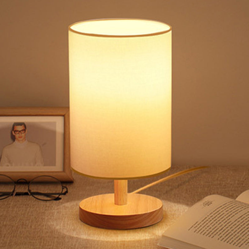 Japansk Træbordlampe med Stofskærm og E26 Sokkel