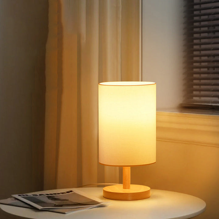Japansk Træbordlampe med Stofskærm og E26 Sokkel
