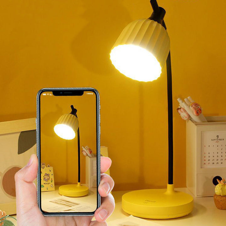 Minimalistisk LED Bordlampe i Grøn, Pink, Gul eller Hvid