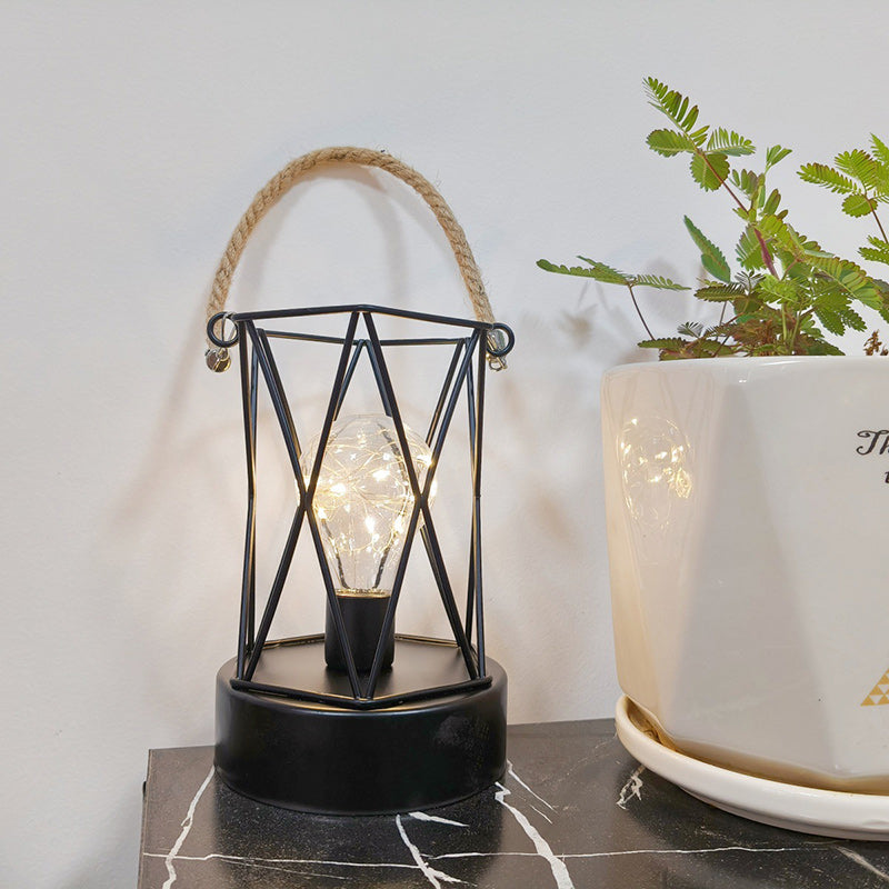 Moderne Minimalistisk Jern LED Bordlampe - Fyrkantet og Rund Design, Sort