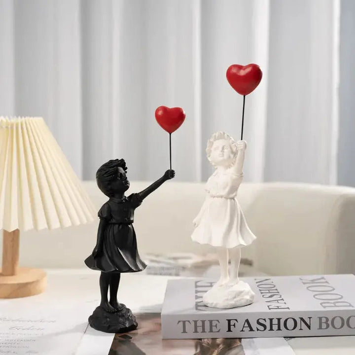 Farverig Ballonpige Statue i Harpiks
