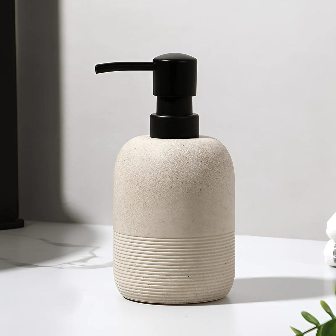 Elegant Sæbe-dispenser i Pebble-tekstur af Resin