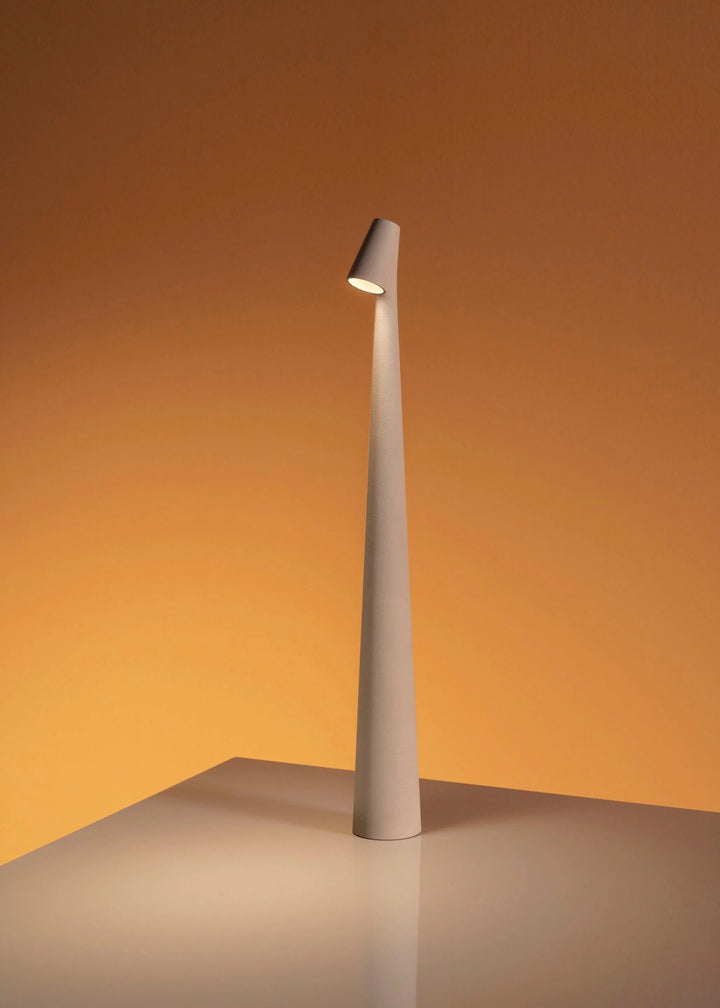 Trådløs Genopladelig LED Bordlampe med Dæmpning - Nordisk Design