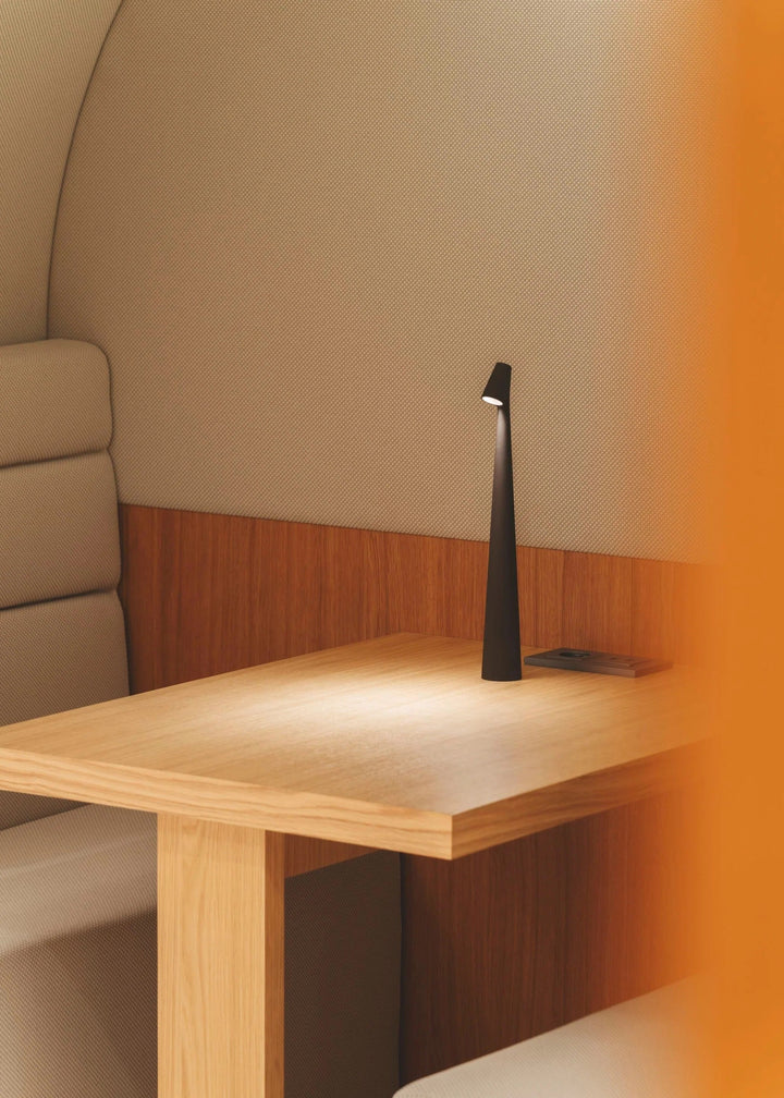 Trådløs Genopladelig LED Bordlampe med Dæmpning - Nordisk Design